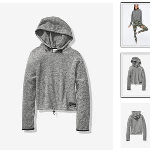 PINK VS Pullover Sweater